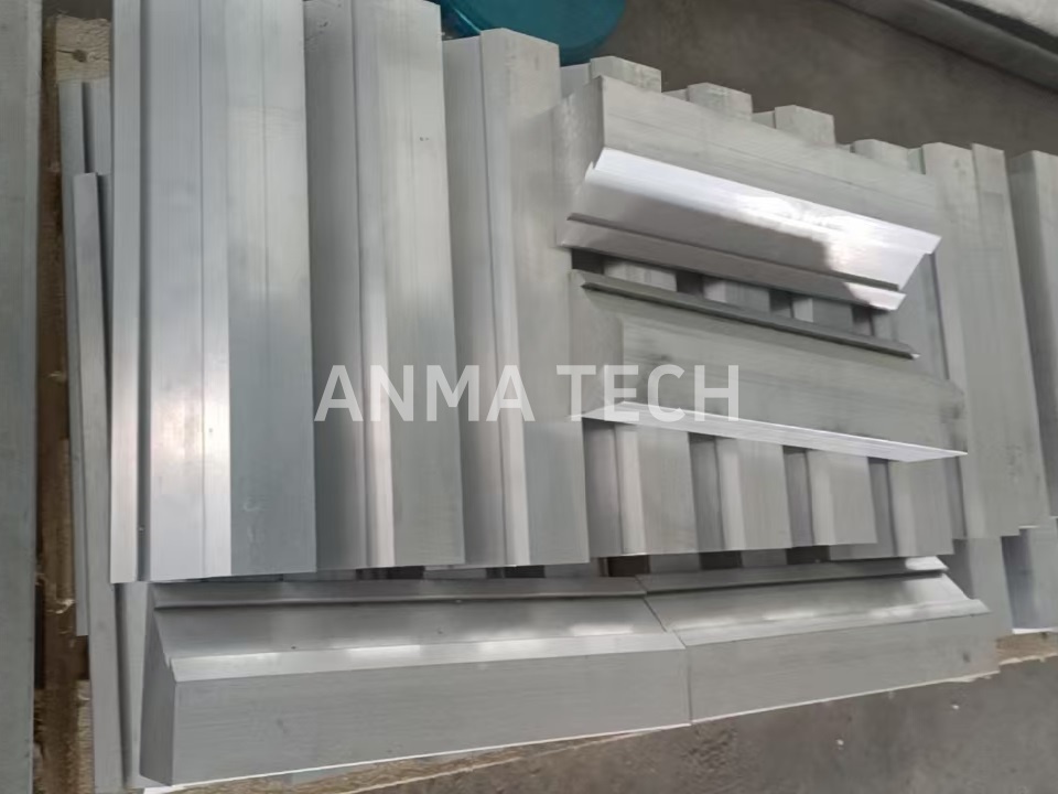 Raw Aluminum Holder